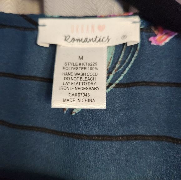 Striped Floral Blouse - Picture 4 of 5